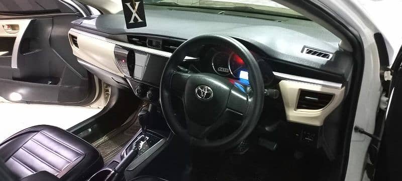 Toyota Corolla GLI 2017 automatic transmission 1