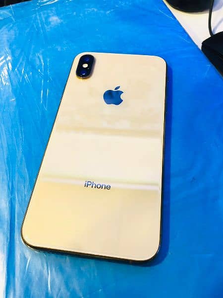 Iphone XS Gold 256GB Non Pta 1