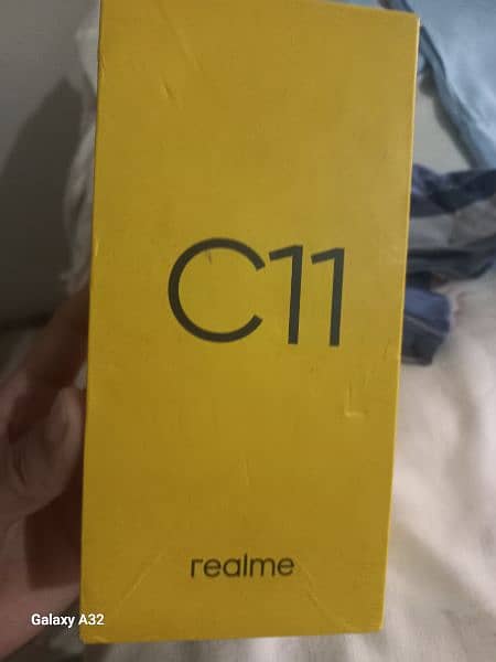 Realme C11 0