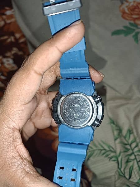 lasika sports watch condition 10/10 with original box 4