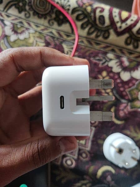 iphone 20 watt original adapter 1