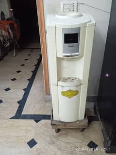 Haier water dispenser