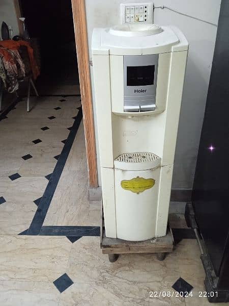 Haier water dispenser 0