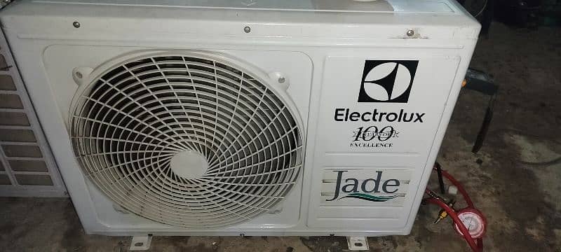 Electrolux 1.5 ton DC inverter Ac 0