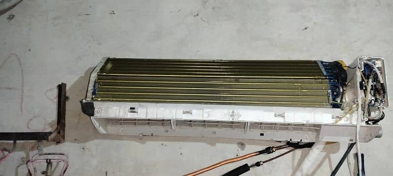 Electrolux 1.5 ton DC inverter Ac 1