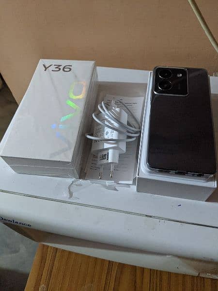 vivo y36 8/128 With Box And Charger under warranty exchange possible 2