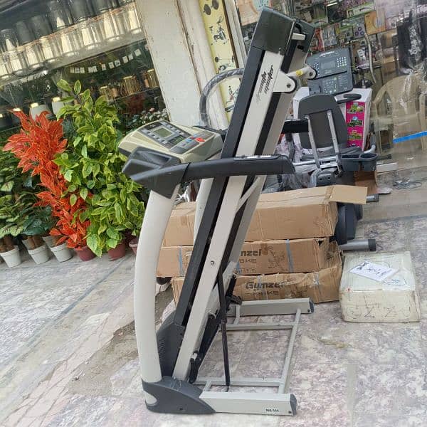 American / Korean / taiwan / Japanese treadmill /running machine 2