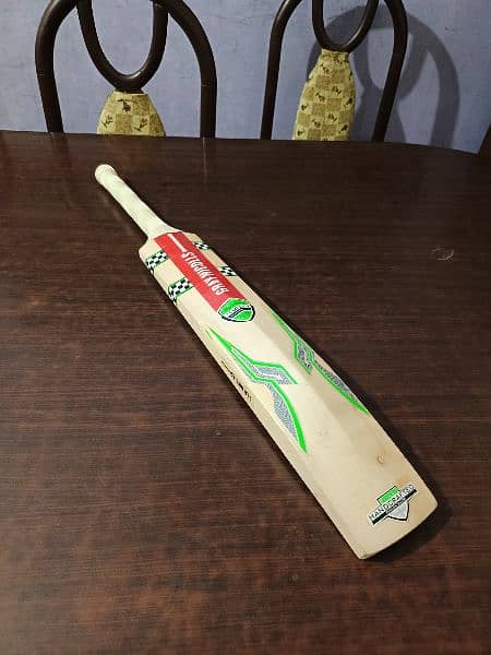 brand new hard ball cricket bat at factory rate(pure English Willow) 18