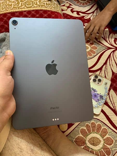 Apple Air Gen 5 1