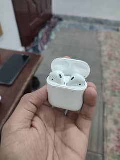 Apple Airpods 2nd Generation ( original )