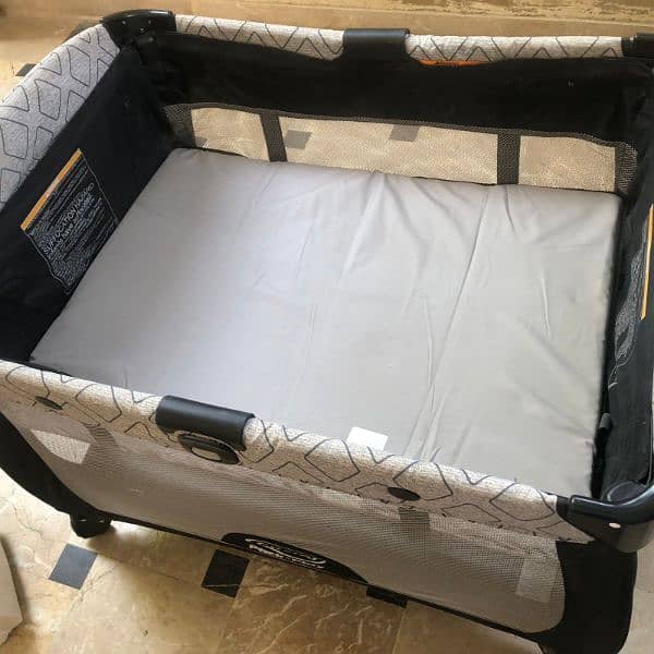 Graco pack-and-play 5