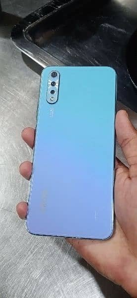 vivo S1 8 256 all ok ha only phon ha busss 5