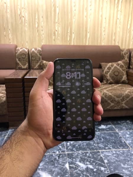 iphone 11 pro 2