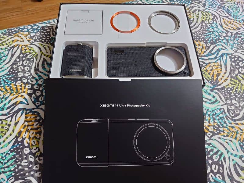 mi 14 ultra photography kit in black color 2