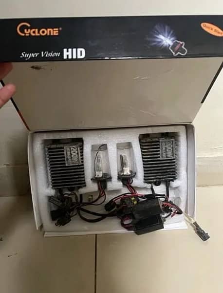 Cyclone Hid 200w only 3 months used 1