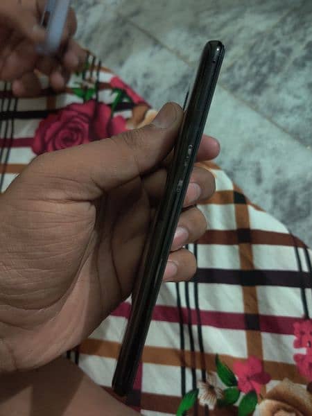 One Plus 6T 8/128 Lush Condition 1