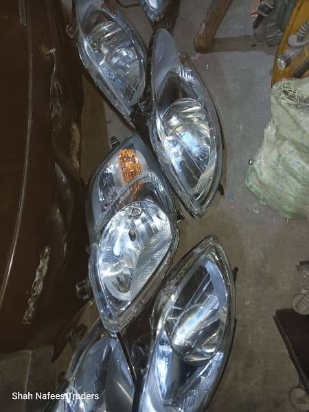 Toyota Vitz 2008-2010 Headlights - Vitz ksp90 Headlights 0