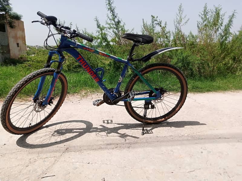 Mountain bicycle with chargeable light  Good Condition, 9.5/10 5