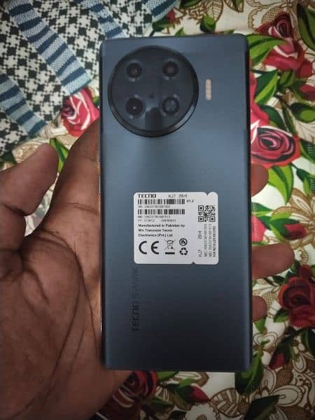 Tecno spark 20 pro plus 6