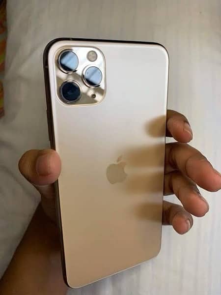 iPhone 11 Pro Max 1