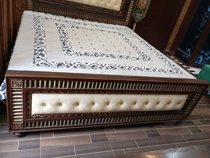 bed in shisham wood 3