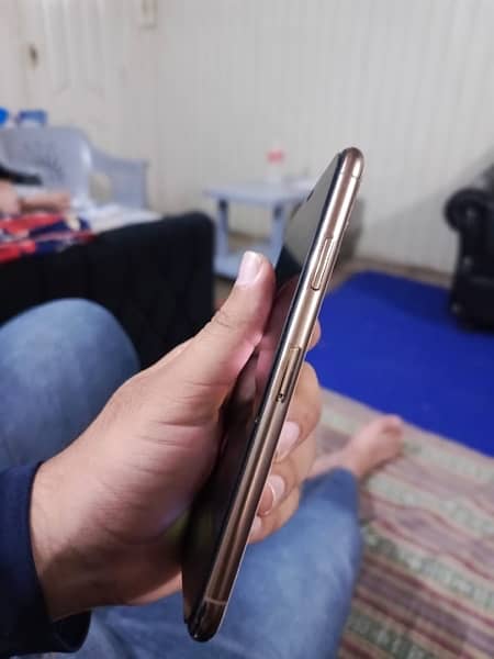 iphone 11 pro max 64 gb 5