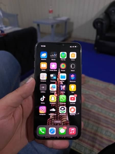 iphone 11 pro max 64 gb 7