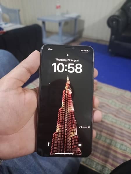 iphone 11 pro max 64 gb 8