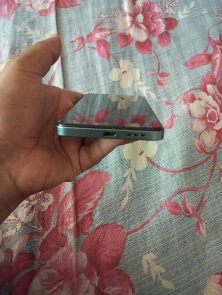 redmi 13c 6/128 condition 10/9 box/charger with back cover 1