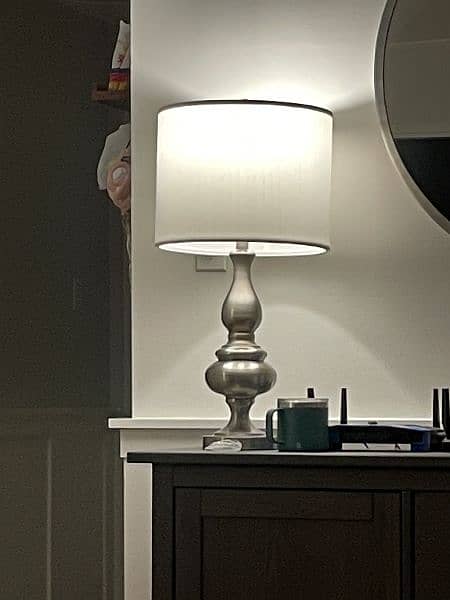 Table Lamp For Bedside Available At Wholesale Rate. 4