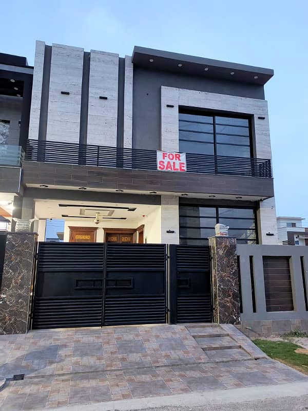 5 Marla Brand New House For Sale In F Block 0