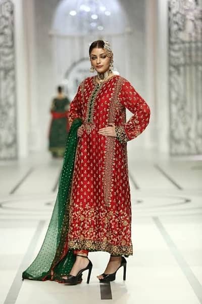 haris shakeel inspired party wear dress 0