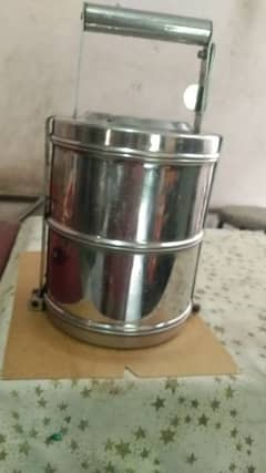 steel ka tiffin 0