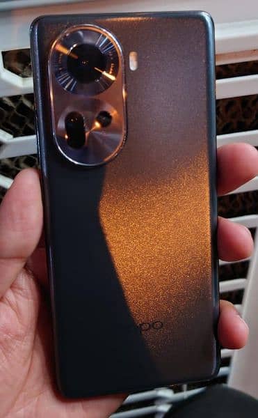 Oppo Reno 11 5G Phone 12/256 PTA Approved 3