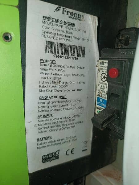 Fronus BAT 4.0 4kw hybrid solar inverter in great condition 3