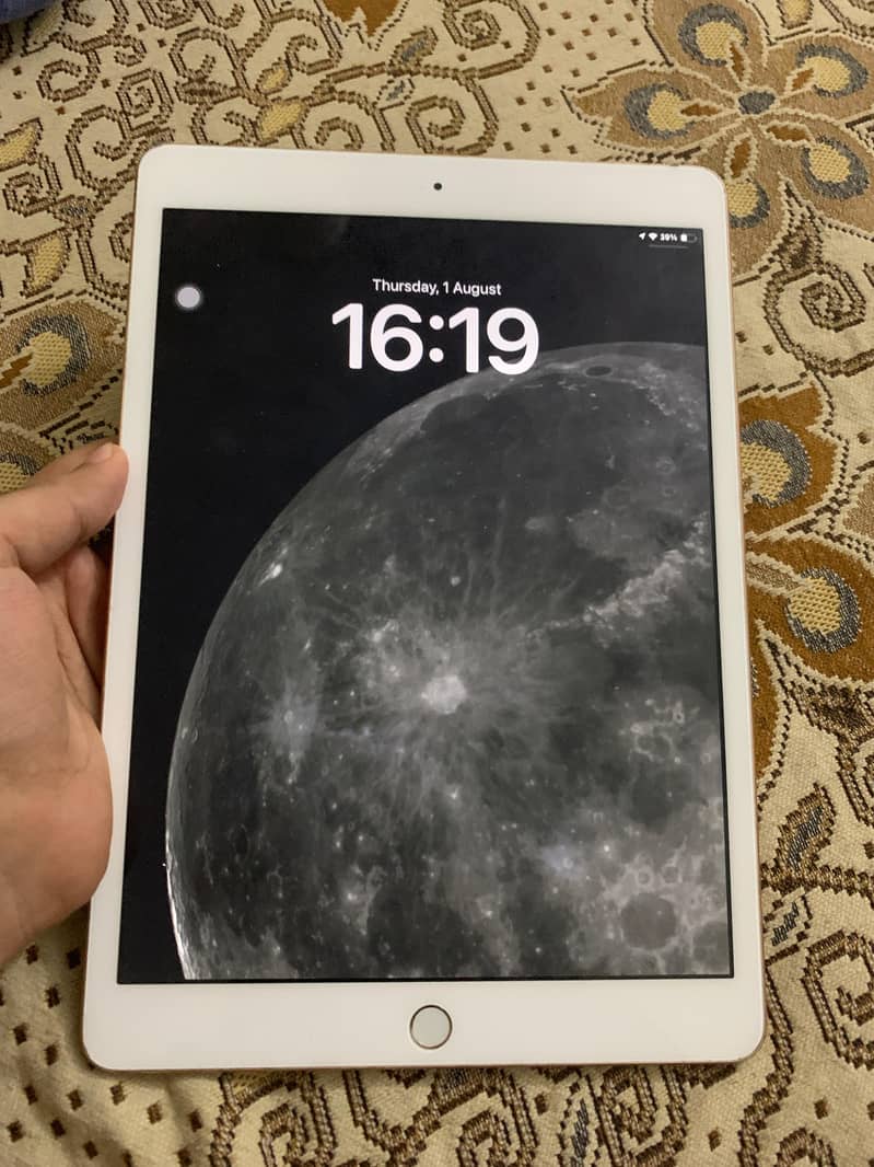 Apple ipad 7 generation 2