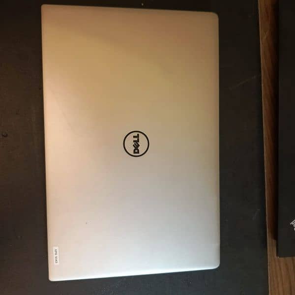 Dell XPS 9343 8