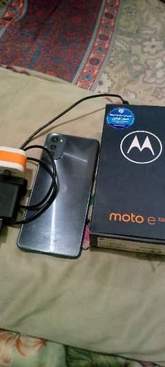 moto e 32 phone 4/64 0