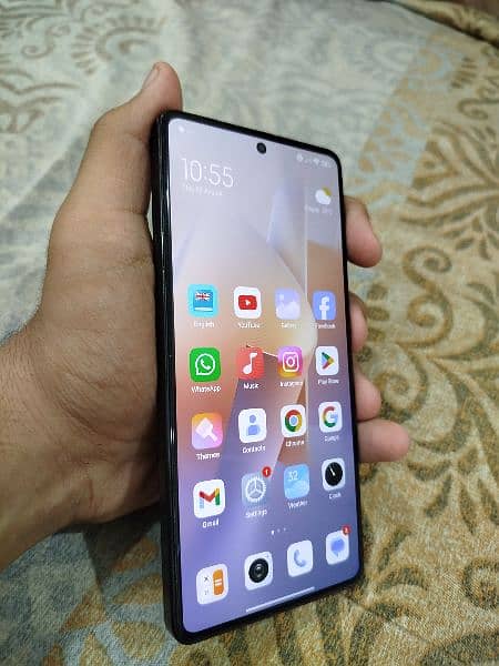 Xiaomi Redmi Note 13 Pro (12 GB 512 GB) 3