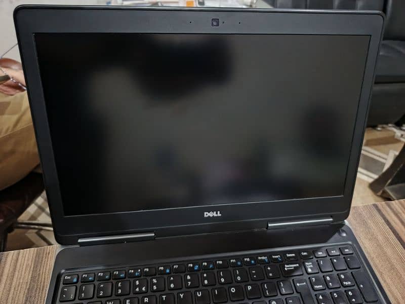 Dell Precision 7510 2