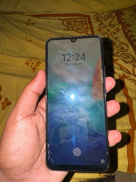 Vivo y55 8/128 10/10 condition 4