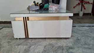 NEW DESIGN TABLES FOR SALE. URGENT 0