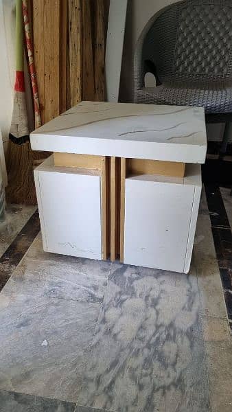 NEW DESIGN TABLES FOR SALE. URGENT 1