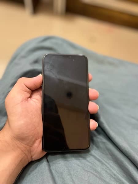 iPhone xs max Pta 5