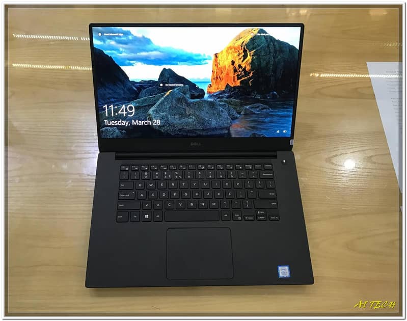 Dell XPS 15 9560 Ci5 7th Gen 16GB RAM 512GB SSD GTX 1050 QHD 4k Touch 2