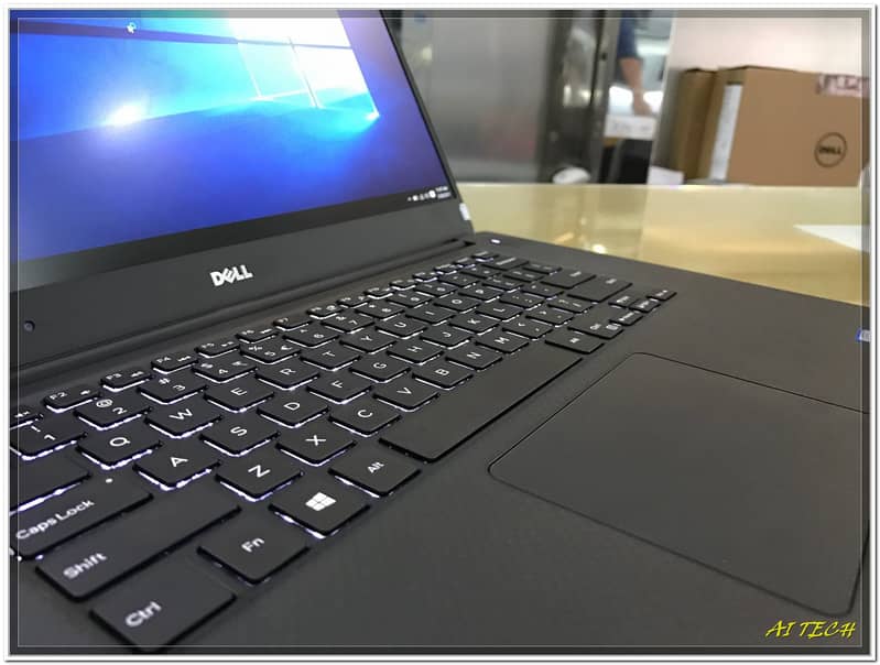 Dell XPS 15 9560 Ci5 7th Gen 16GB RAM 512GB SSD GTX 1050 QHD 4k Touch 10