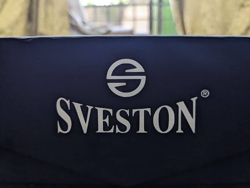 sveston watch golden antique 1