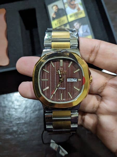 sveston watch golden antique 6