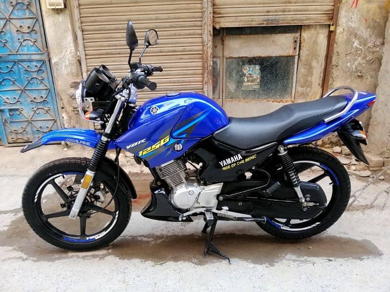 YAMAHA YBR 125 G BLUE 1