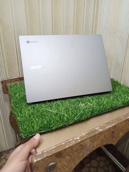 Acer Touch core i5 8 generation chromebook 714 8/64 0307/4643/798 5